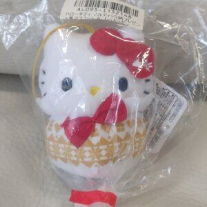 BNWT Hello Kitty Nordic Pattern 10cm with strap